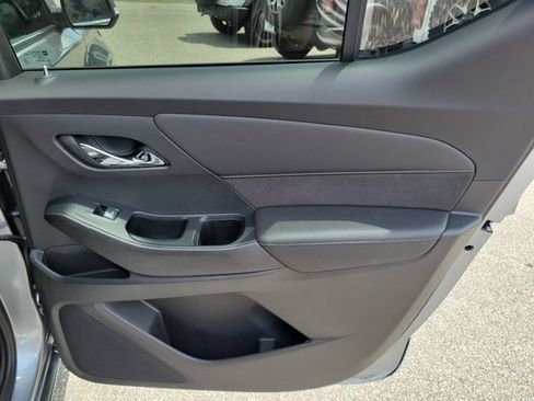 Used 2023 Chevrolet Traverse High Country image 27