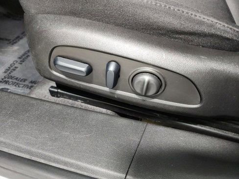 Used 2023 Chevrolet Malibu LT image 23