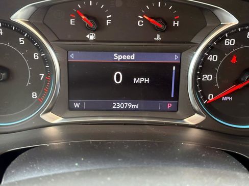 Certified 2023 Chevrolet Traverse LT image 19