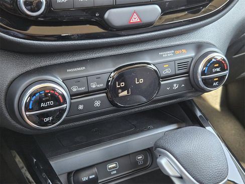 New 2025 Kia Soul S image 14