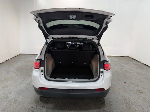 Certified 2024 Jeep Compass Limited AWD/4WD image 10