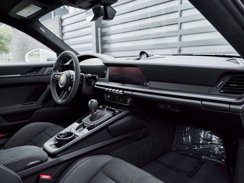 Used 2025 Porsche 911 GT3 w/ Chrono Package image 37