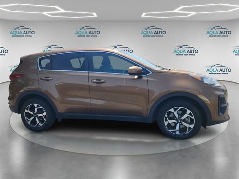 Used 2021 Kia Sportage LX image 4