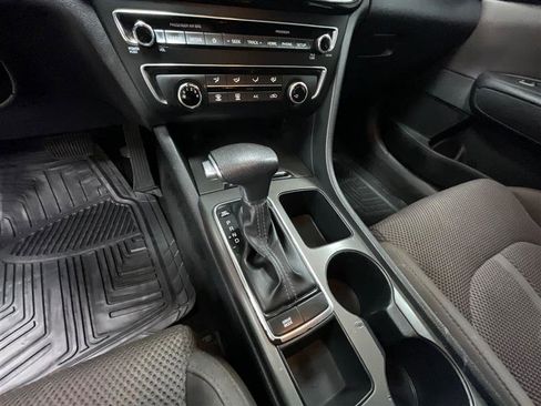 Used 2020 Kia Optima LX FWD image 14