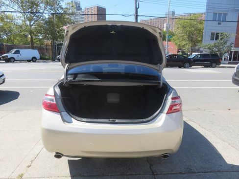 Used 2007 Toyota Camry XLE FWD image 22