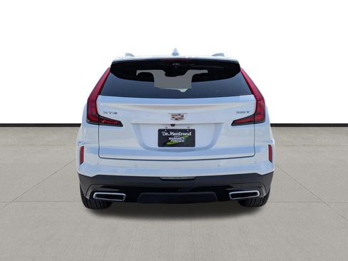 Used 2024 Cadillac XT4 Premium Luxury w/ Technology Package FWD image 6