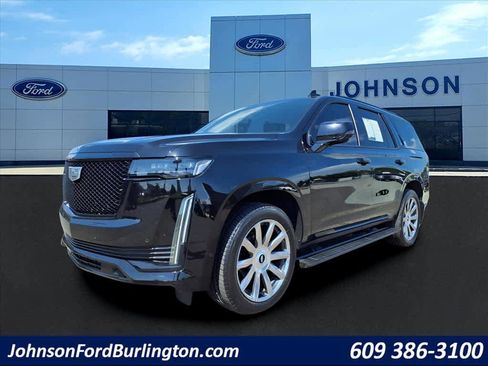 Used 2021 Cadillac Escalade Sport Platinum image 4