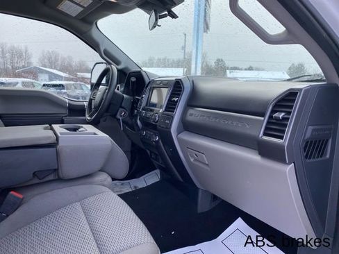 Used 2022 Ford F250 XLT image 23