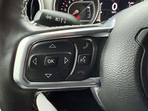 Used 2022 Jeep Wrangler Unlimited Rubicon w/ LED Lighting Group AWD/4WD image 24