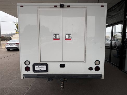 Used 2015 Ford F350 XL w/ Power Equipment Group image 3