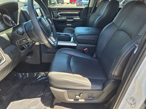 Used 2017 RAM 1500 Laramie w/ Convenience Group AWD/4WD image 15