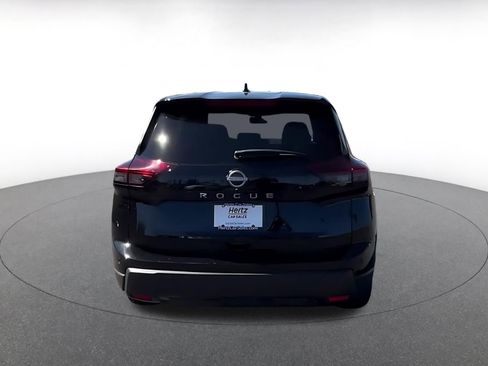 Used 2025 Nissan Rogue SV FWD image 12