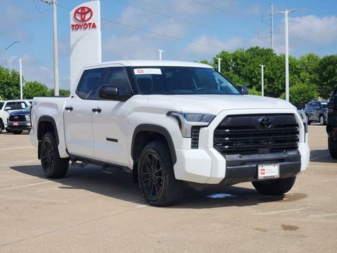 Used 2023 Toyota Tundra SR5 AWD/4WD image 2