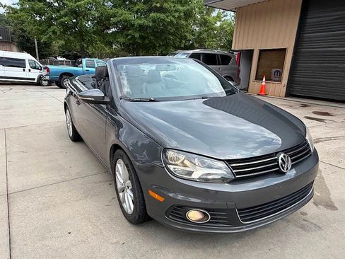 Used 2012 Volkswagen Eos Komfort FWD image 14