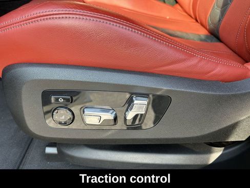 Used 2024 BMW X6 M Competition w/ Executive Package image 17