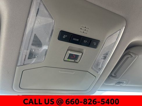 Used 2023 Toyota RAV4 XLE AWD/4WD image 15