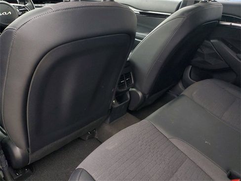 Used 2023 Kia Seltos S w/ Navigation Package image 9