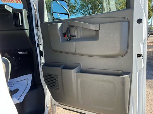 Used 2023 Chevrolet Express 3500 LS RWD image 37