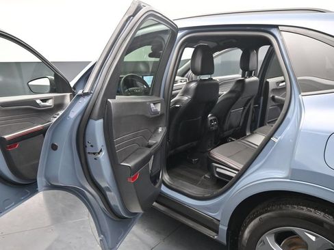 Certified 2024 Ford Escape ST-Line w/ Tech Pack #1 FWD image 18
