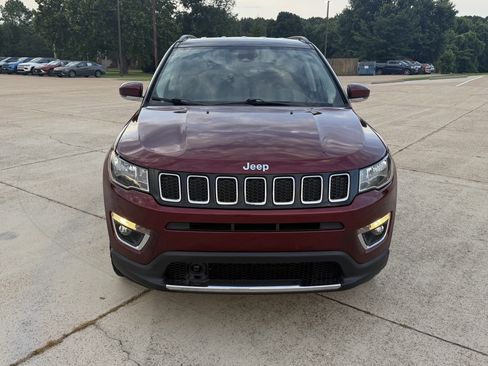 Used 2021 Jeep Compass Limited AWD/4WD image 3