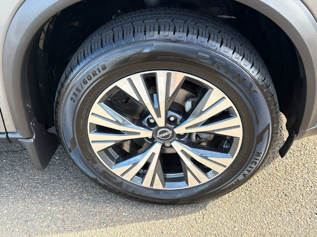 Certified 2023 Nissan Rogue SV w/ SV Premium B Package AWD/4WD image 7