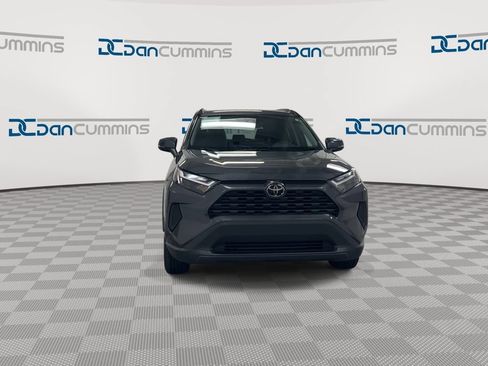 Used 2023 Toyota RAV4 XLE AWD/4WD image 3