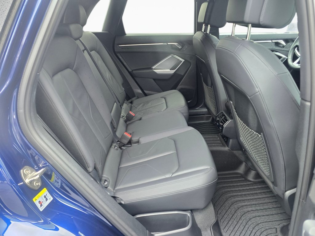 Used 2025 Audi Q3 2.0T Premium AWD/4WD image 25