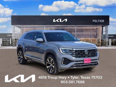 Used 2025 Volkswagen Atlas Cross Sport SEL Premium R-Line