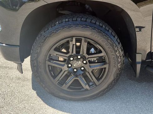 Used 2023 Chevrolet Silverado 1500 RST AWD/4WD image 6