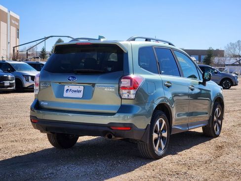 Used 2017 Subaru Forester 2.5i Limited image 3