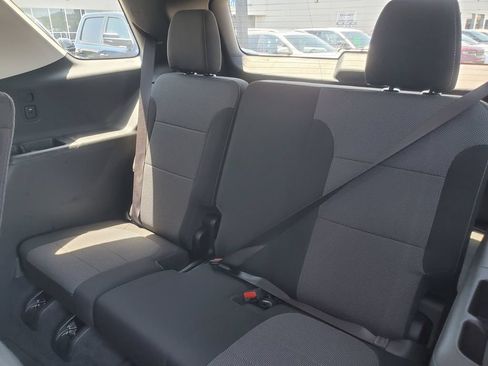 Used 2019 Chevrolet Traverse LS FWD image 10