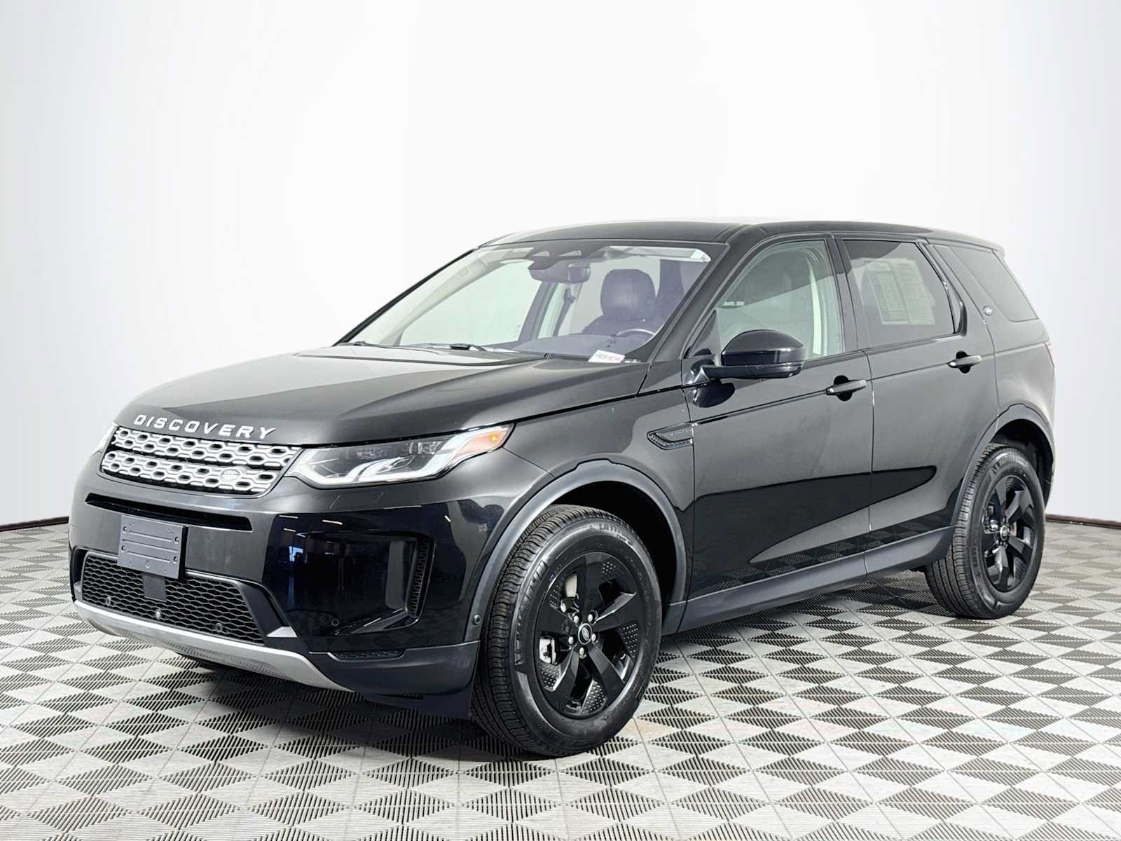 Used 2021 Land Rover Discovery Sport SE AWD/4WD image 1