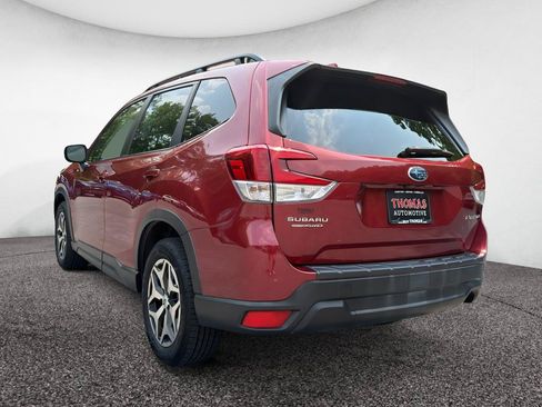 Used 2022 Subaru Forester Premium AWD/4WD image 5