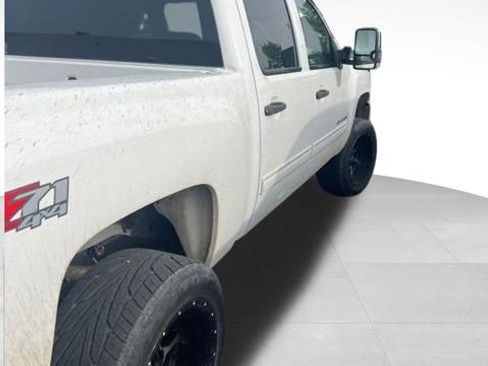 Used 2013 Chevrolet Silverado 1500 LT w/ All-Star Edition AWD/4WD image 11