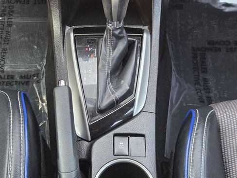 Used 2016 Toyota Corolla LE FWD image 22
