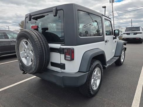 Used 2015 Jeep Wrangler Sport w/ Quick Order Package 24S AWD/4WD image 24
