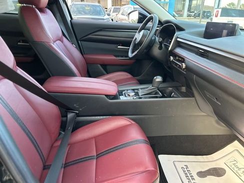 Used 2025 MAZDA CX-50 AWD 2.5 Hybrid w/ Premium Pkg image 34