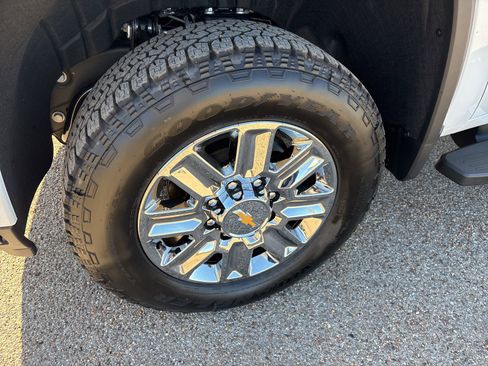 New 2026 Chevrolet Silverado 2500 High Country w/ High Country Premium Package image 22