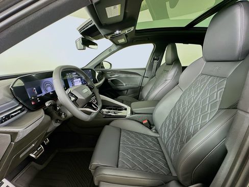 New 2026 Audi SQ5 Premium Plus AWD/4WD image 32