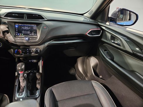 Used 2023 Chevrolet TrailBlazer RS image 11