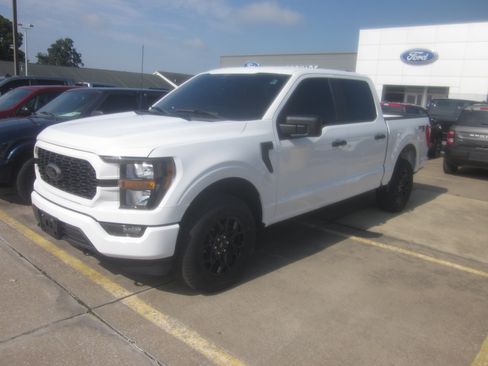 Used 2023 Ford F150 XL w/ STX Black Appearance Package AWD/4WD image 3