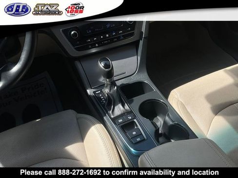 Used 2017 Hyundai Sonata Limited w/ Ultimate Package 04 FWD image 18