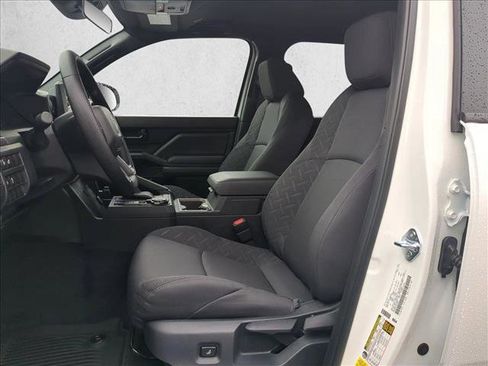 New 2026 Toyota Tacoma SR5 image 4