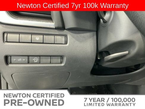 Used 2023 Nissan Rogue SV FWD image 33