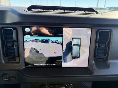 New 2025 Ford Bronco Badlands image 27