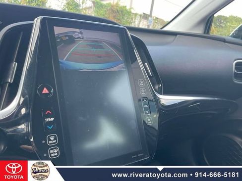 Used 2017 Toyota Prius Prime Premium FWD image 26