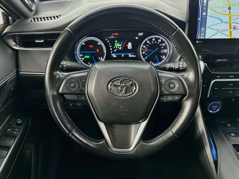 Used 2021 Toyota Venza Limited AWD/4WD image 18