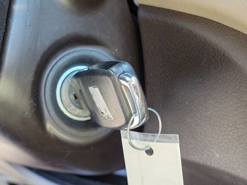Used 2015 Hyundai Santa Fe Sport FWD image 28