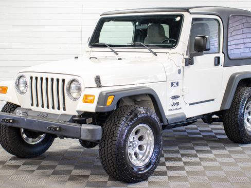 Used 2004 Jeep Wrangler X w/ Convenience Group AWD/4WD image 7