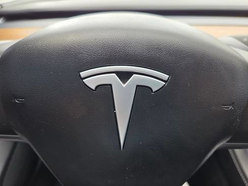 Used 2021 Tesla Model 3 Standard Range Plus RWD image 38